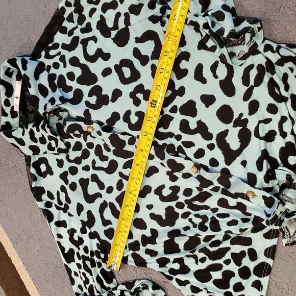 Blu planet shirt size S/M - Picture 3 of 7